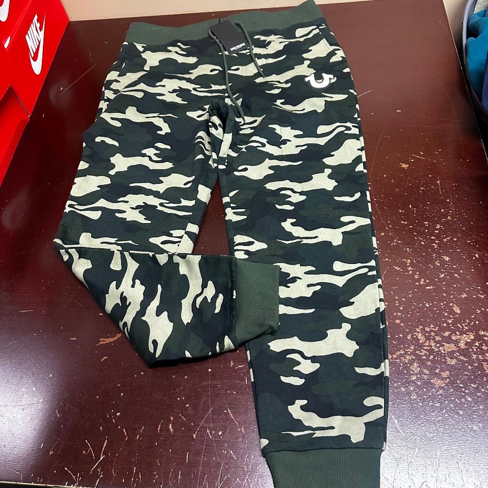 True Religion Mens Green Camouflage Drawstring HS Puff Jogger pants Size Large
